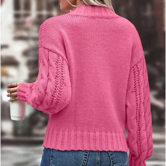 New V neck pink cable knit  sweater - Picture 5 of 6